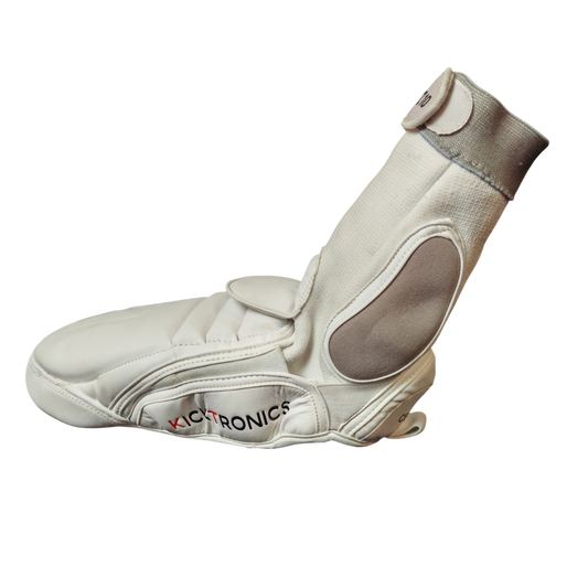 Kicktronics | Pπ10 / P10 | Taekwondo PSS-compatible foot protector