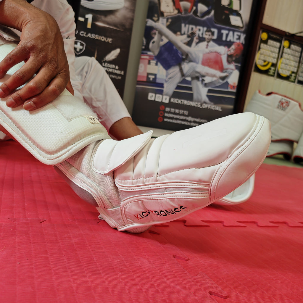 Kicktronics P10, posizionamento della protezione sul piede